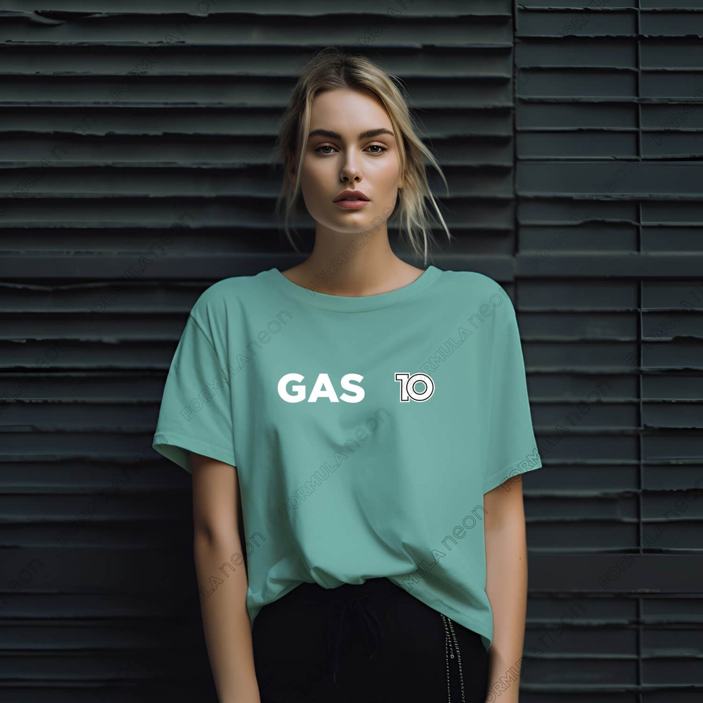 gas-tee-white-d5_||_Island Reef